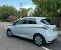 Белый Рено Зое, объемом двигателя 0 л и пробегом 73 тыс. км за 9650 $, фото 2 на Automoto.ua