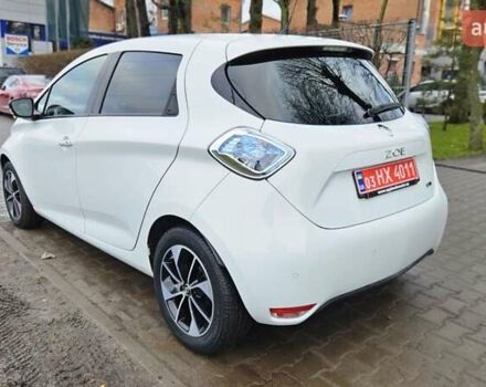 Белый Рено Зое, объемом двигателя 0 л и пробегом 71 тыс. км за 9550 $, фото 22 на Automoto.ua