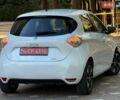 Белый Рено Зое, объемом двигателя 0 л и пробегом 95 тыс. км за 11299 $, фото 2 на Automoto.ua