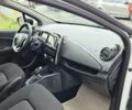 Белый Рено Зое, объемом двигателя 0 л и пробегом 71 тыс. км за 9550 $, фото 43 на Automoto.ua
