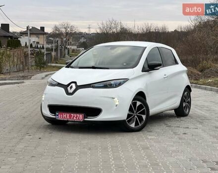 Білий Рено Зое, об'ємом двигуна 0 л та пробігом 116 тис. км за 8650 $, фото 5 на Automoto.ua