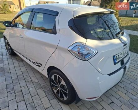 Белый Рено Зое, объемом двигателя 0 л и пробегом 176 тыс. км за 9300 $, фото 8 на Automoto.ua