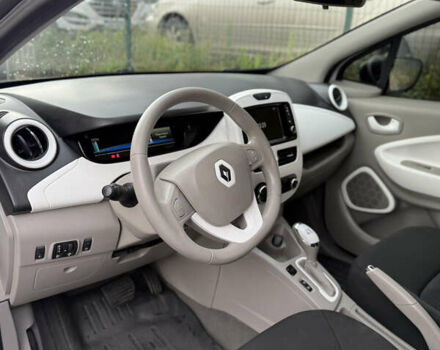 Рено Зое 2018 в Львове на Automoto.ua Белый Рено Зое, объемом двигателя 0 л и пробегом 78 тыс. км за 9900 $, фото 13 на Automoto.ua