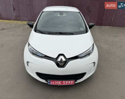 Білий Рено Зое, об'ємом двигуна 0 л та пробігом 91 тис. км за 10600 $, фото 1 на Automoto.ua
