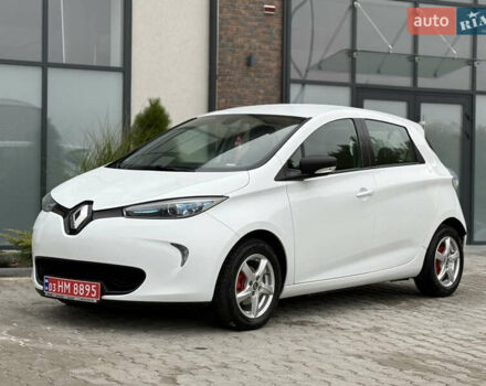Белый Рено Зое, объемом двигателя 0 л и пробегом 127 тыс. км за 9200 $, фото 17 на Automoto.ua