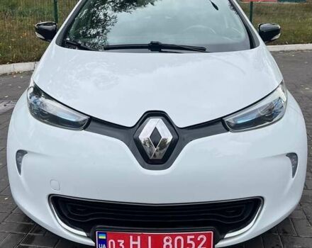 Белый Рено Зое, объемом двигателя 0 л и пробегом 109 тыс. км за 9499 $, фото 2 на Automoto.ua