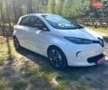 Белый Рено Зое, объемом двигателя 0 л и пробегом 140 тыс. км за 9600 $, фото 2 на Automoto.ua