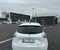 Белый Рено Зое, объемом двигателя 0 л и пробегом 95 тыс. км за 10200 $, фото 6 на Automoto.ua