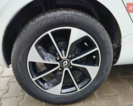 Белый Рено Зое, объемом двигателя 0 л и пробегом 71 тыс. км за 9550 $, фото 16 на Automoto.ua