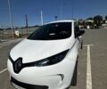 Белый Рено Зое, объемом двигателя 0 л и пробегом 70 тыс. км за 9400 $, фото 6 на Automoto.ua