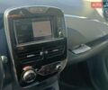 Белый Рено Зое, объемом двигателя 0 л и пробегом 152 тыс. км за 10300 $, фото 5 на Automoto.ua