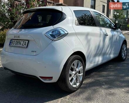 Білий Рено Зое, об'ємом двигуна 0 л та пробігом 38 тис. км за 12000 $, фото 2 на Automoto.ua