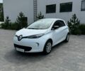 Белый Рено Зое, объемом двигателя 0 л и пробегом 165 тыс. км за 8350 $, фото 13 на Automoto.ua