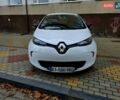 Белый Рено Зое, объемом двигателя 0 л и пробегом 129 тыс. км за 8700 $, фото 1 на Automoto.ua