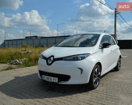 Белый Рено Зое, объемом двигателя 0 л и пробегом 120 тыс. км за 9700 $, фото 8 на Automoto.ua