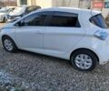 Белый Рено Зое, объемом двигателя 0 л и пробегом 64 тыс. км за 9200 $, фото 10 на Automoto.ua