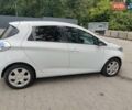 Белый Рено Зое, объемом двигателя 0 л и пробегом 190 тыс. км за 9300 $, фото 5 на Automoto.ua