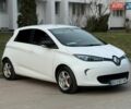 Белый Рено Зое, объемом двигателя 0 л и пробегом 130 тыс. км за 9300 $, фото 1 на Automoto.ua