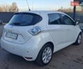 Белый Рено Зое, объемом двигателя 0 л и пробегом 90 тыс. км за 9500 $, фото 14 на Automoto.ua