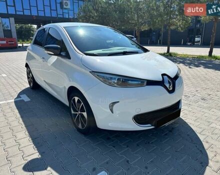 Білий Рено Зое, об'ємом двигуна 0 л та пробігом 41 тис. км за 11500 $, фото 2 на Automoto.ua