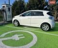 Белый Рено Зое, объемом двигателя 0 л и пробегом 165 тыс. км за 9150 $, фото 55 на Automoto.ua