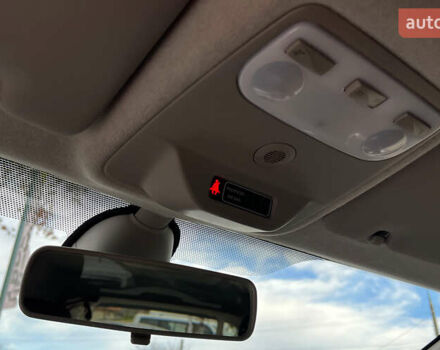 Белый Рено Зое, объемом двигателя 0 л и пробегом 140 тыс. км за 8900 $, фото 13 на Automoto.ua