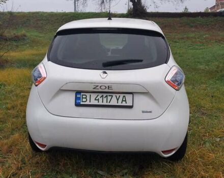 Білий Рено Зое, об'ємом двигуна 0 л та пробігом 92 тис. км за 9600 $, фото 4 на Automoto.ua