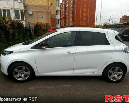 Белый Рено Зое, объемом двигателя 0 л и пробегом 102 тыс. км за 8500 $, фото 2 на Automoto.ua