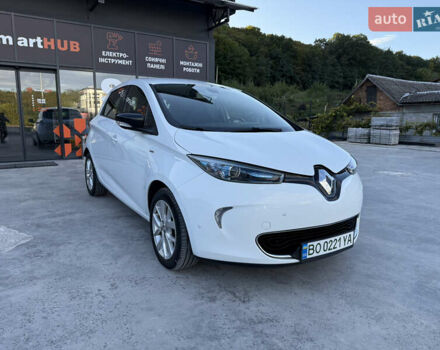 Белый Рено Зое, объемом двигателя 0 л и пробегом 51 тыс. км за 10800 $, фото 24 на Automoto.ua