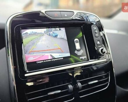 Белый Рено Зое, объемом двигателя 0 л и пробегом 71 тыс. км за 9550 $, фото 76 на Automoto.ua