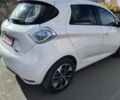 Белый Рено Зое, объемом двигателя 0 л и пробегом 42 тыс. км за 9500 $, фото 1 на Automoto.ua