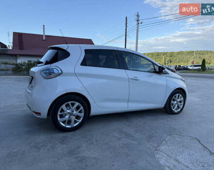Белый Рено Зое, объемом двигателя 0 л и пробегом 51 тыс. км за 10800 $, фото 17 на Automoto.ua