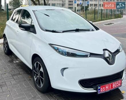 Белый Рено Зое, объемом двигателя 0 л и пробегом 109 тыс. км за 9499 $, фото 1 на Automoto.ua