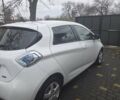 Белый Рено Зое, объемом двигателя 0 л и пробегом 117 тыс. км за 10500 $, фото 5 на Automoto.ua