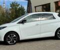 Белый Рено Зое, объемом двигателя 0 л и пробегом 157 тыс. км за 8700 $, фото 2 на Automoto.ua