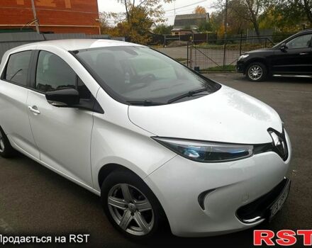Белый Рено Зое, объемом двигателя 0 л и пробегом 102 тыс. км за 8500 $, фото 4 на Automoto.ua