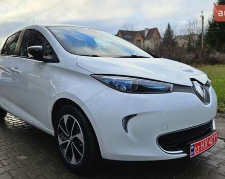 Белый Рено Зое, объемом двигателя 0 л и пробегом 71 тыс. км за 9550 $, фото 67 на Automoto.ua