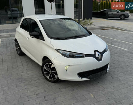 Белый Рено Зое, объемом двигателя 0 л и пробегом 73 тыс. км за 9700 $, фото 34 на Automoto.ua