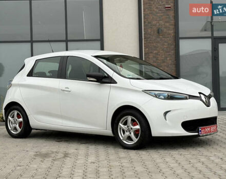 Белый Рено Зое, объемом двигателя 0 л и пробегом 127 тыс. км за 9200 $, фото 6 на Automoto.ua