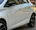 Белый Рено Зое, объемом двигателя 0 л и пробегом 95 тыс. км за 11299 $, фото 13 на Automoto.ua