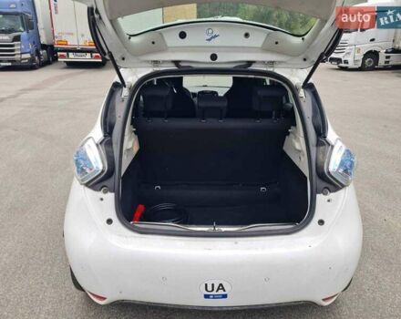 Рено Зое 2018 в Броварах на Automoto.ua Белый Рено Зое, объемом двигателя 0 л и пробегом 135 тыс. км за 9450 $, фото 7 на Automoto.ua