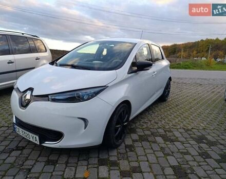 Білий Рено Зое, об'ємом двигуна 0 л та пробігом 265 тис. км за 10200 $, фото 1 на Automoto.ua