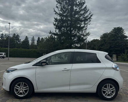 Белый Рено Зое, объемом двигателя 0 л и пробегом 111 тыс. км за 8599 $, фото 4 на Automoto.ua
