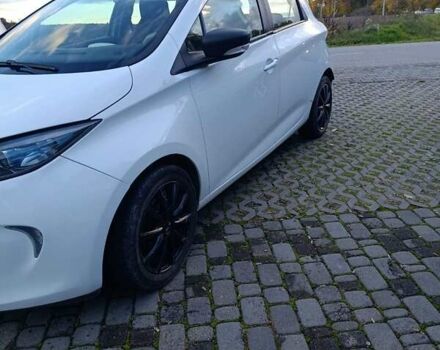 Білий Рено Зое, об'ємом двигуна 0 л та пробігом 265 тис. км за 10200 $, фото 3 на Automoto.ua