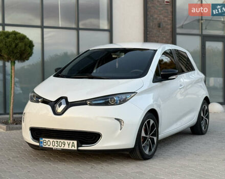 Білий Рено Зое, об'ємом двигуна 0 л та пробігом 80 тис. км за 9500 $, фото 19 на Automoto.ua
