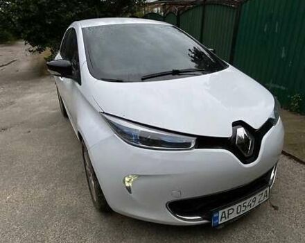 Белый Рено Зое, объемом двигателя 0 л и пробегом 91 тыс. км за 10200 $, фото 3 на Automoto.ua