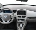 Белый Рено Зое, объемом двигателя 0 л и пробегом 93 тыс. км за 9300 $, фото 5 на Automoto.ua
