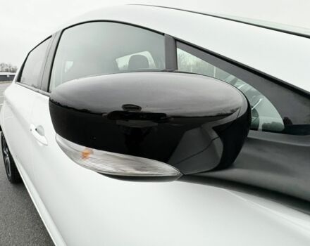 Белый Рено Зое, объемом двигателя 0 л и пробегом 37 тыс. км за 9600 $, фото 9 на Automoto.ua