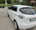 Белый Рено Зое, объемом двигателя 0 л и пробегом 190 тыс. км за 9300 $, фото 2 на Automoto.ua