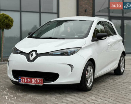 Белый Рено Зое, объемом двигателя 0 л и пробегом 127 тыс. км за 9200 $, фото 22 на Automoto.ua